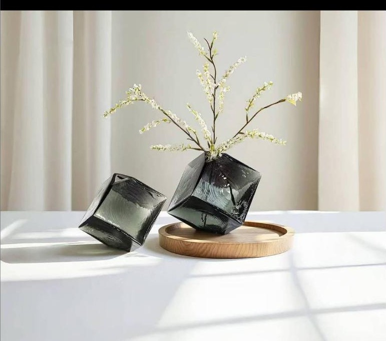 The Oblique cube glass vase from The Home Décor Lebanon